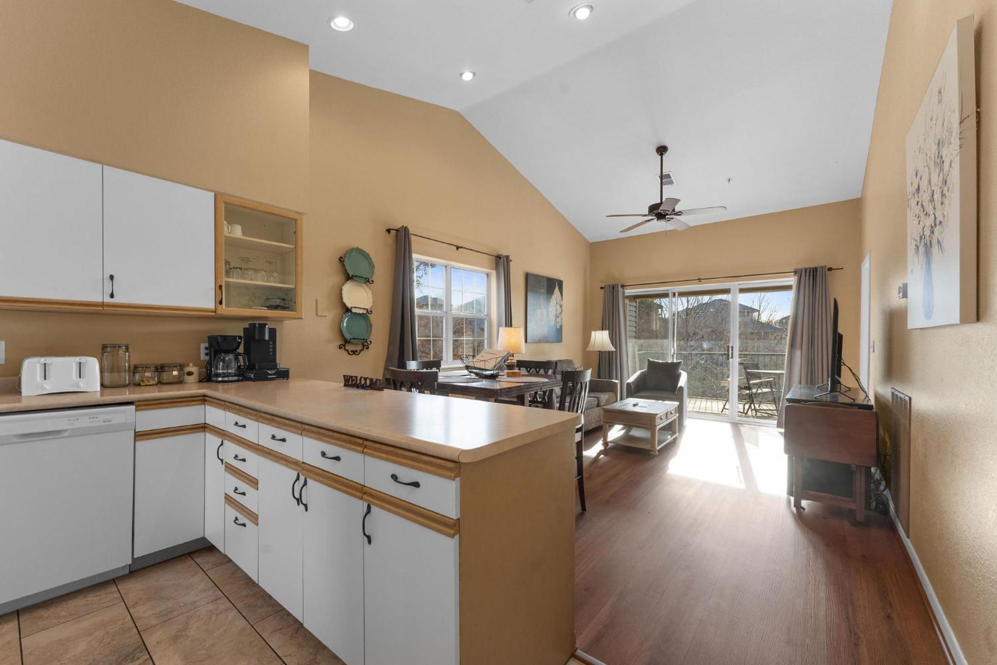 Cozy Top Floor 2Br Condo With View And Amenities!! Branson Esterno foto